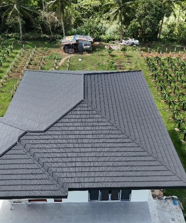 Gray stone-coated metal roof